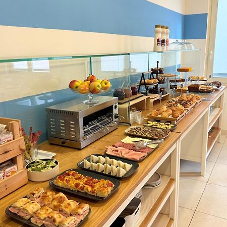 Hotel Berenice Rimini Ngoại thất bức ảnh