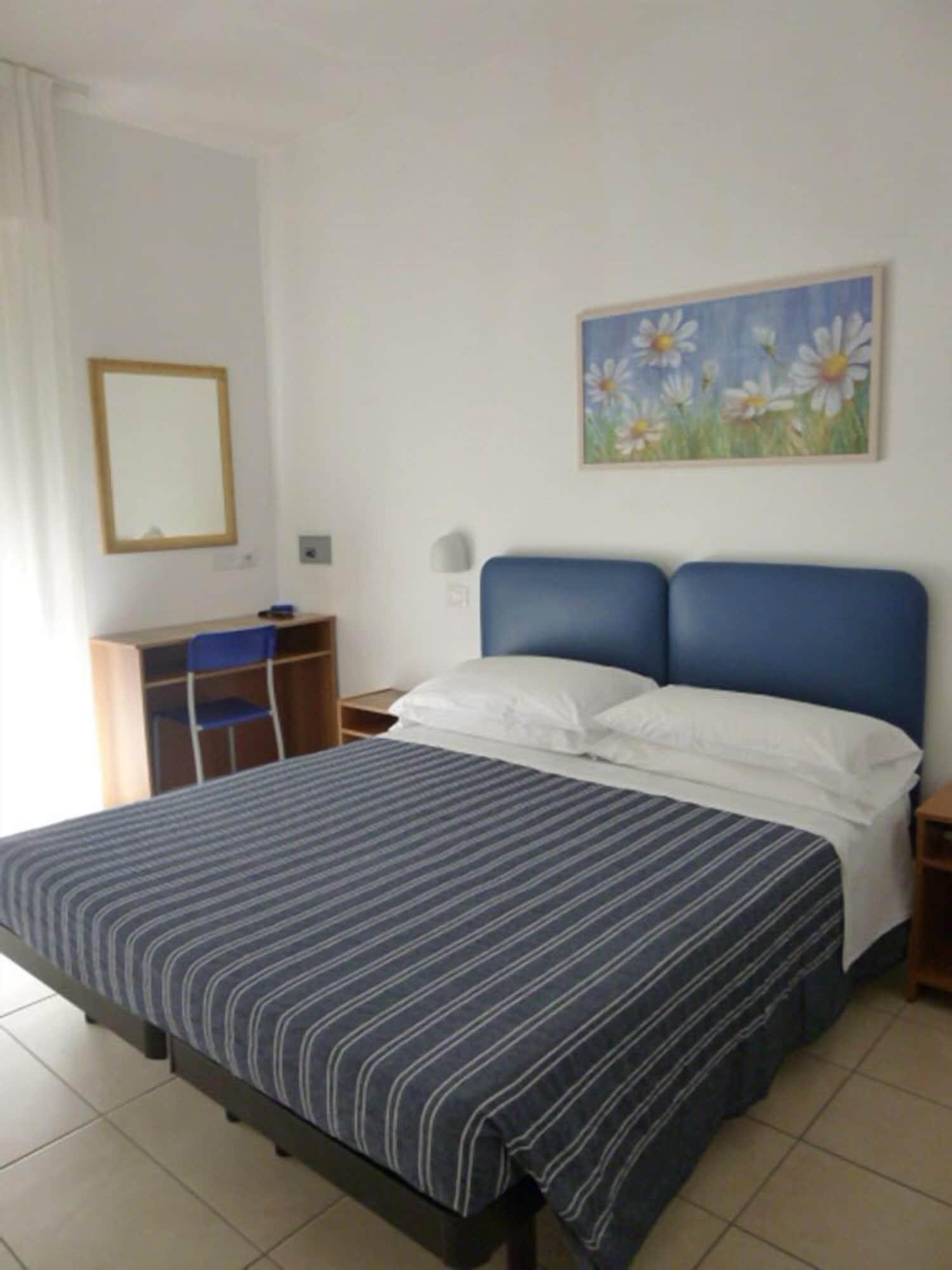 Hotel Berenice Rimini Ngoại thất bức ảnh