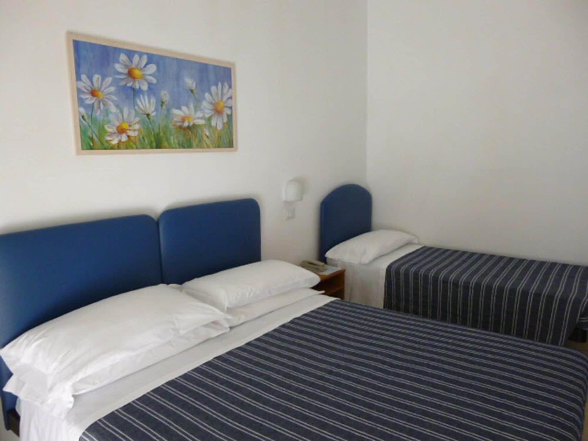 Hotel Berenice Rimini Ngoại thất bức ảnh